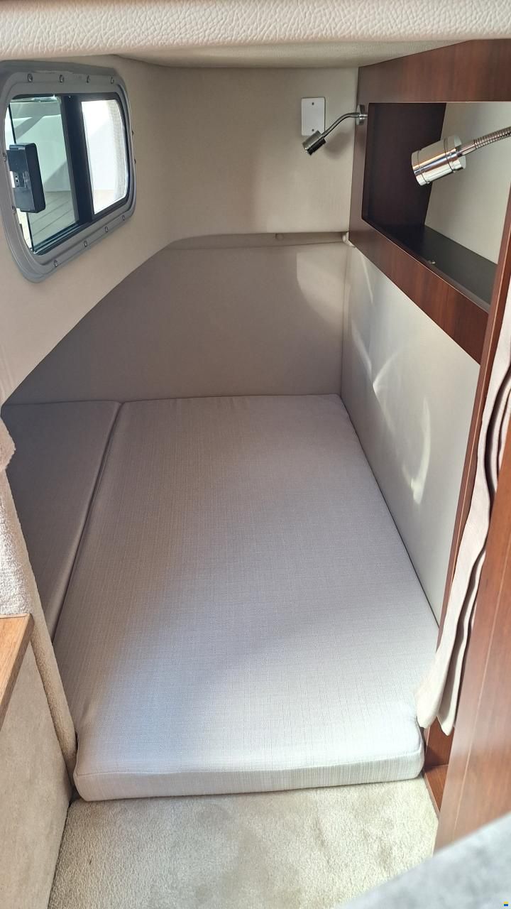 Chaparral Signature 270