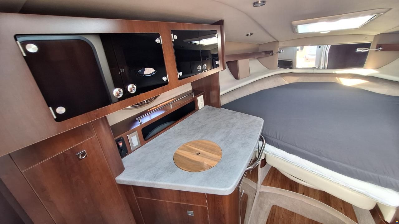 Chaparral Signature 270