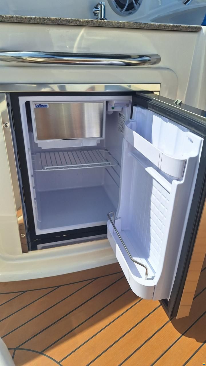 Chaparral Signature 270