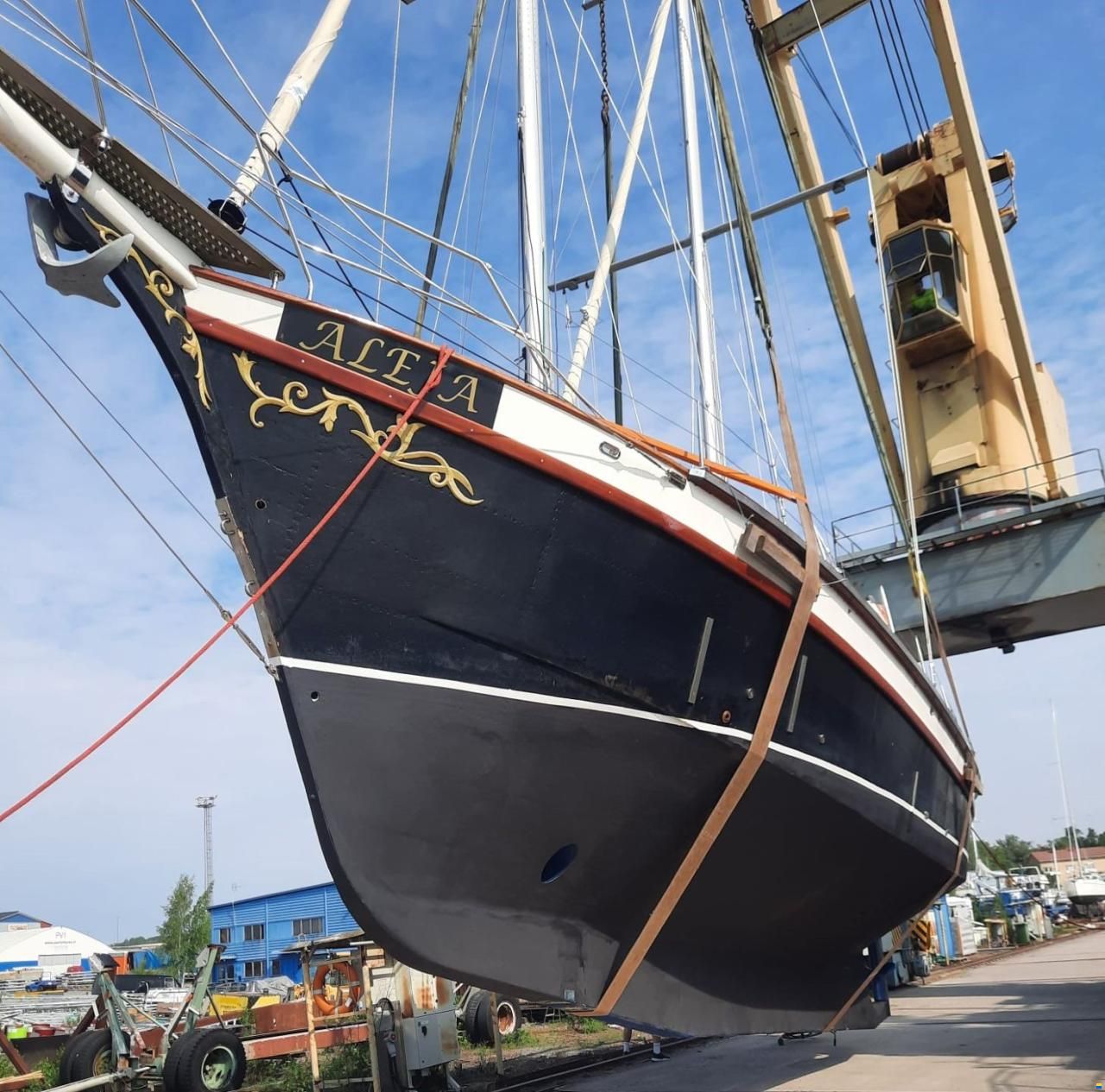 Schooner "Aleja" 43