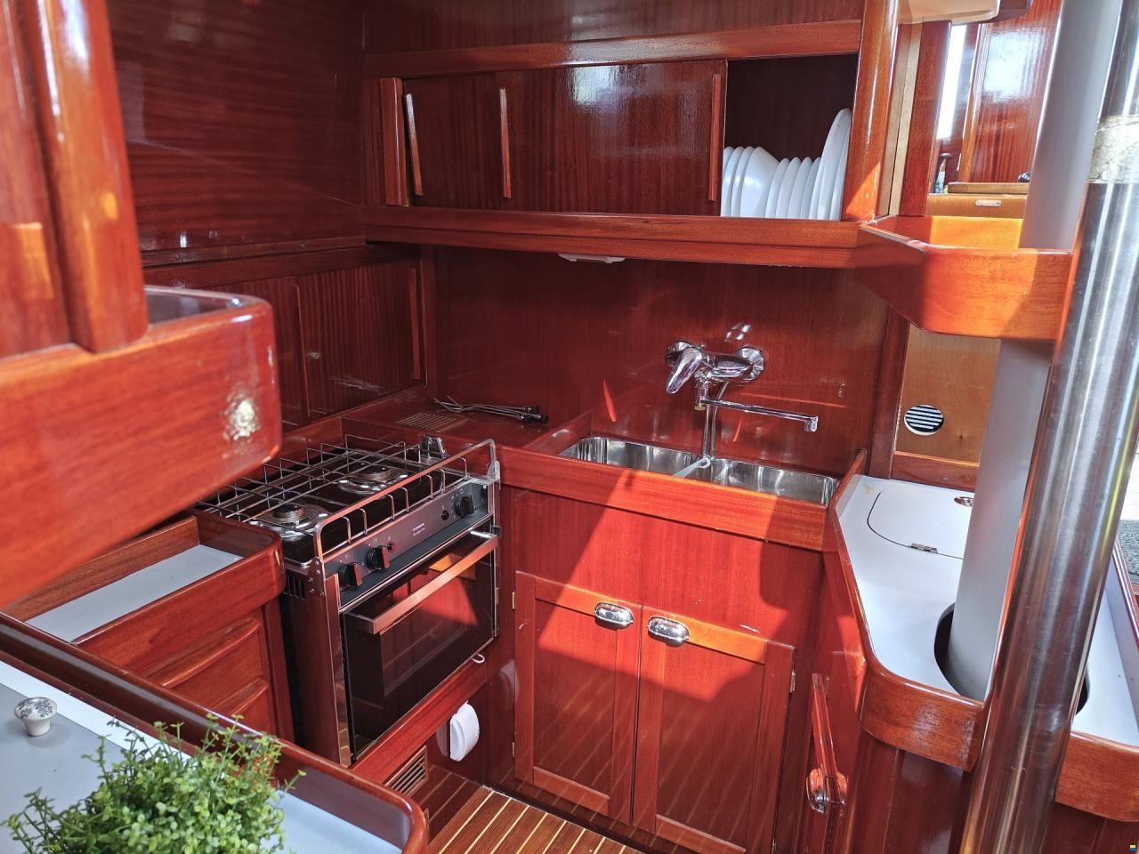 Schooner "Aleja" 43