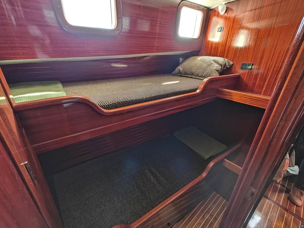 Schooner "Aleja" 43