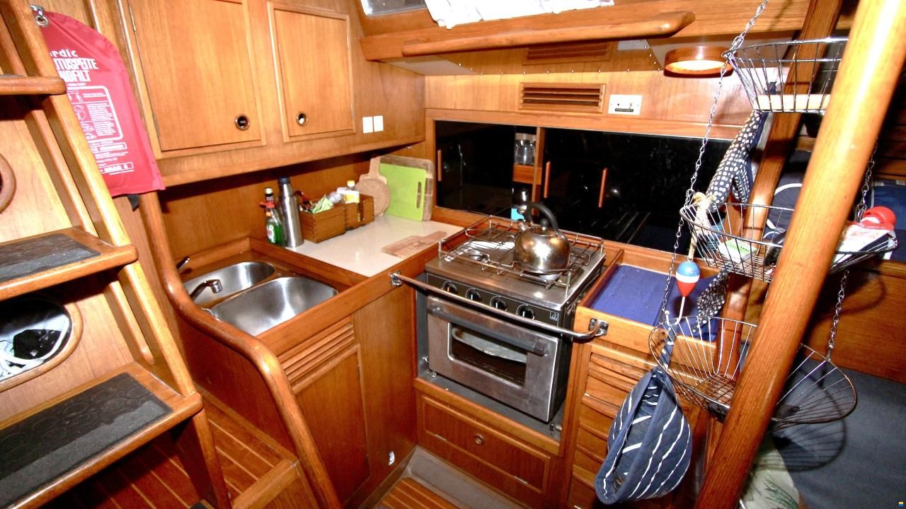 Nautors Swan 391