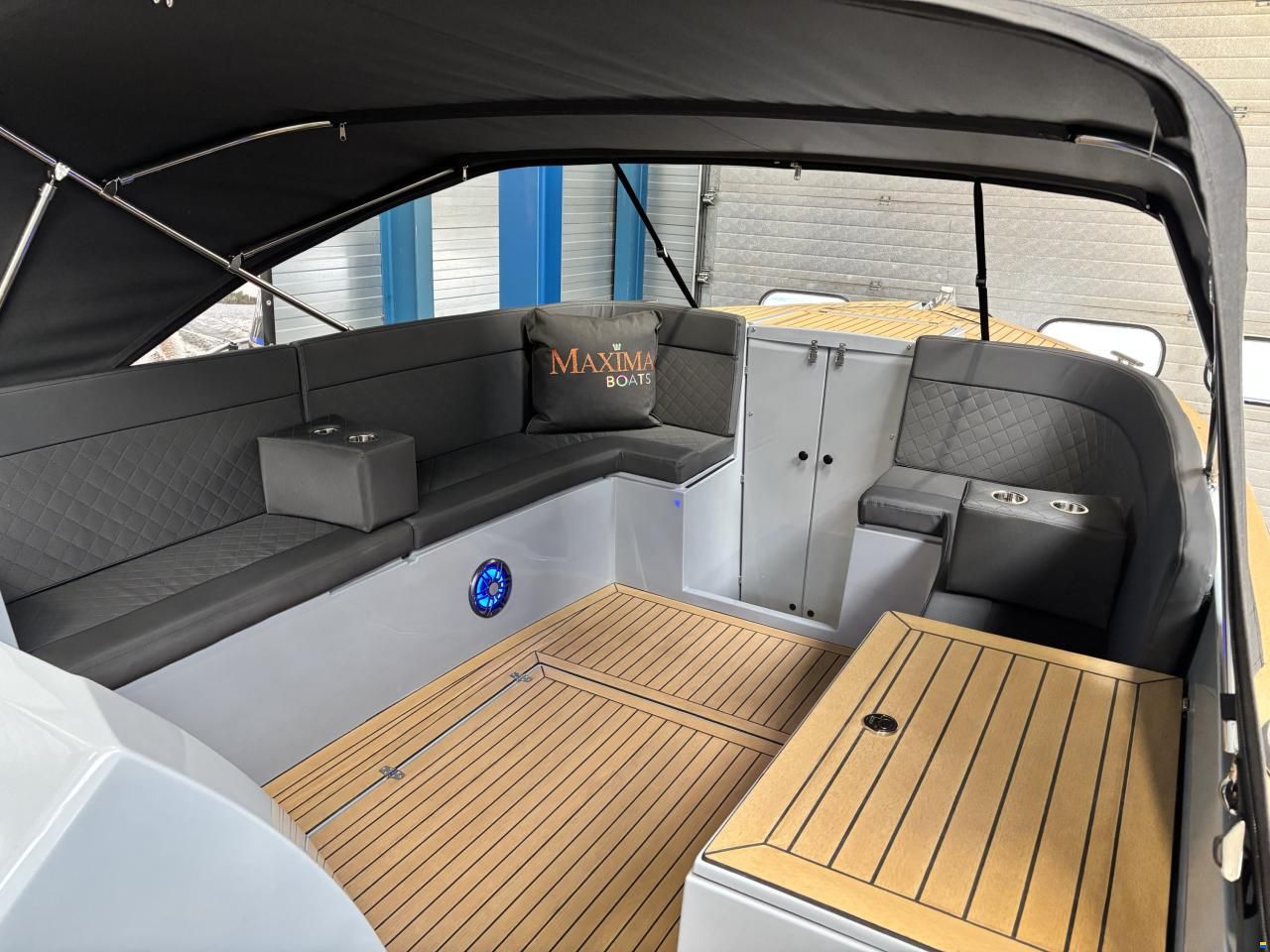 Maxima 840 Tender