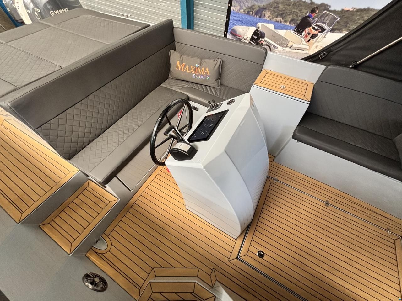 Maxima 840 Tender