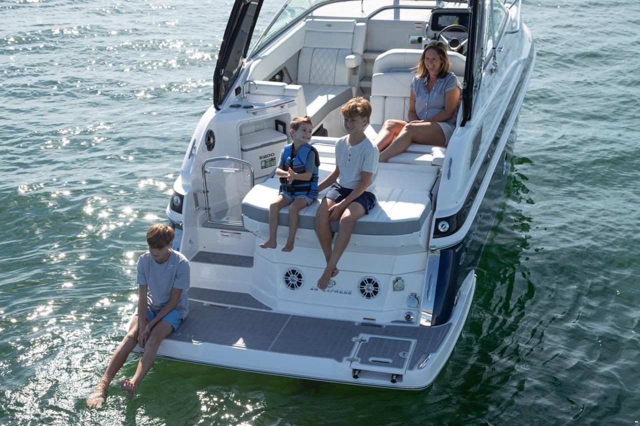 Regal 28 Express