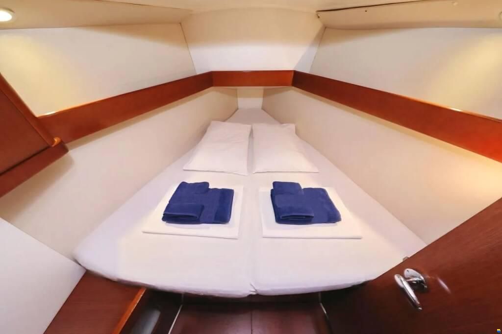 Beneteau Oceanis 34