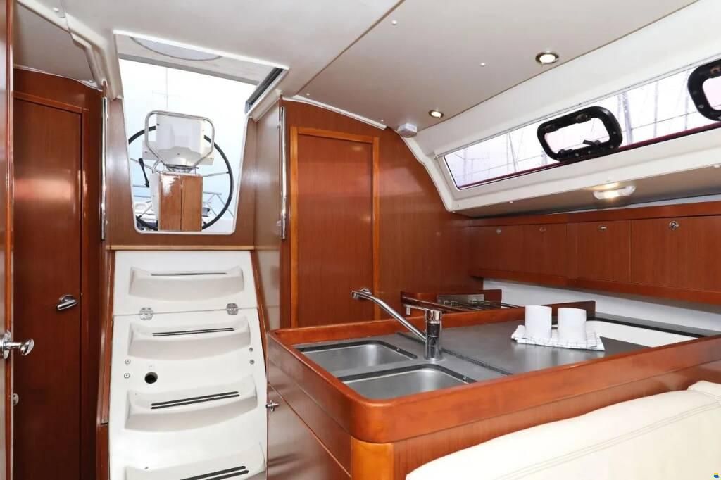Beneteau Oceanis 34