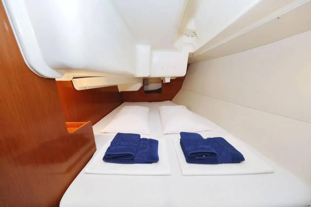 Beneteau Oceanis 34