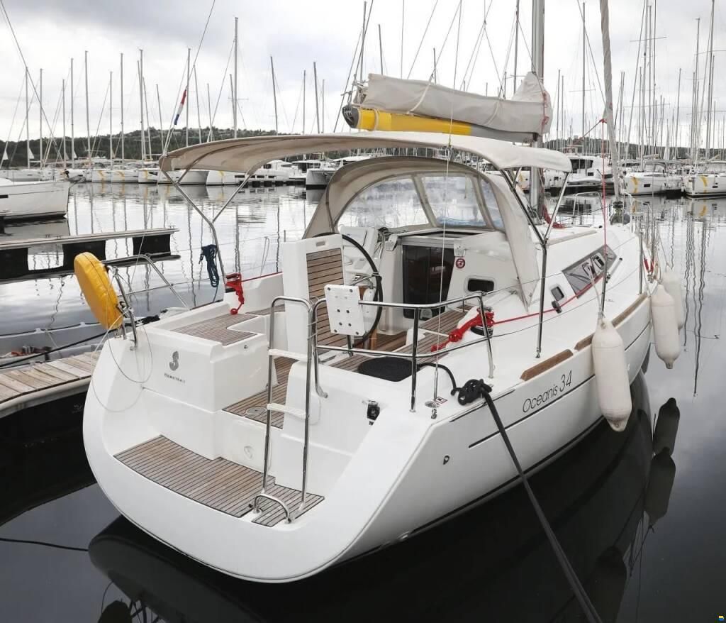 Beneteau Oceanis 34