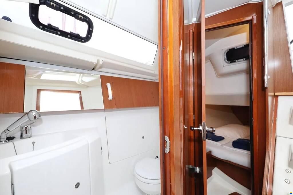 Beneteau Oceanis 34