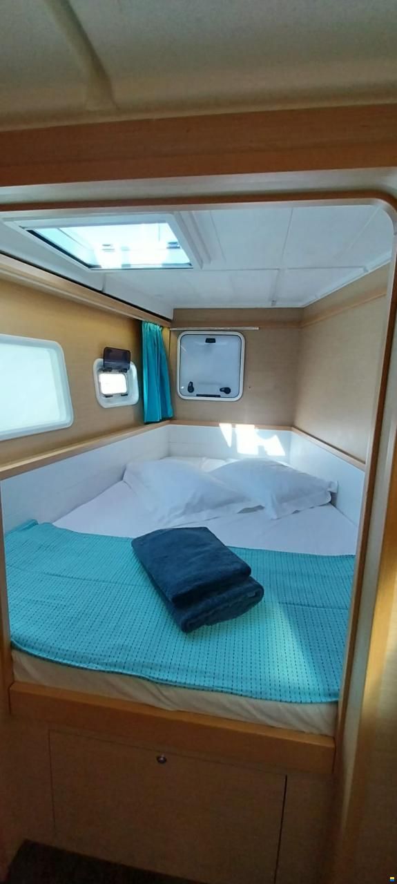 Lagoon 39