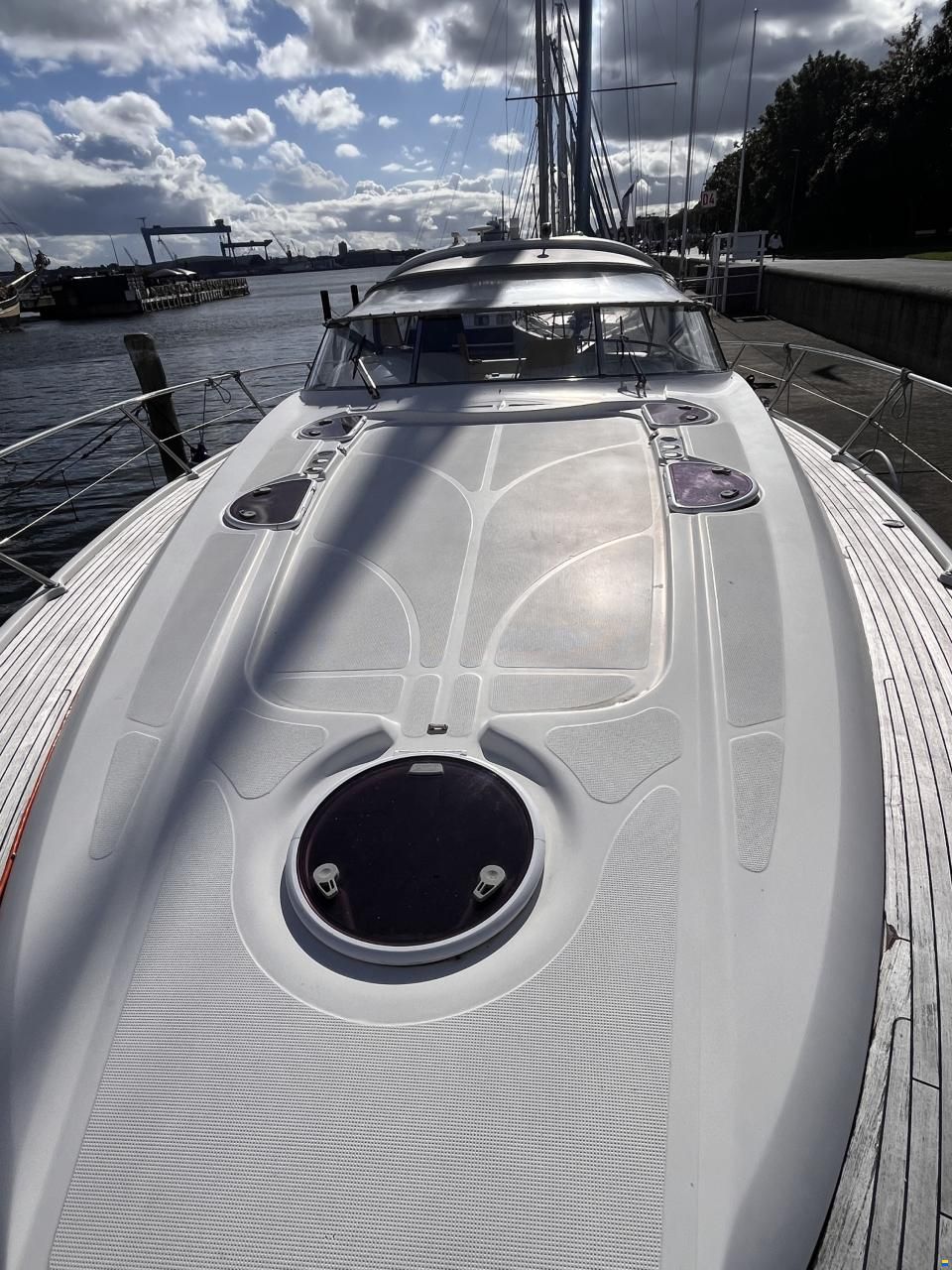 Bavaria 42 Sport