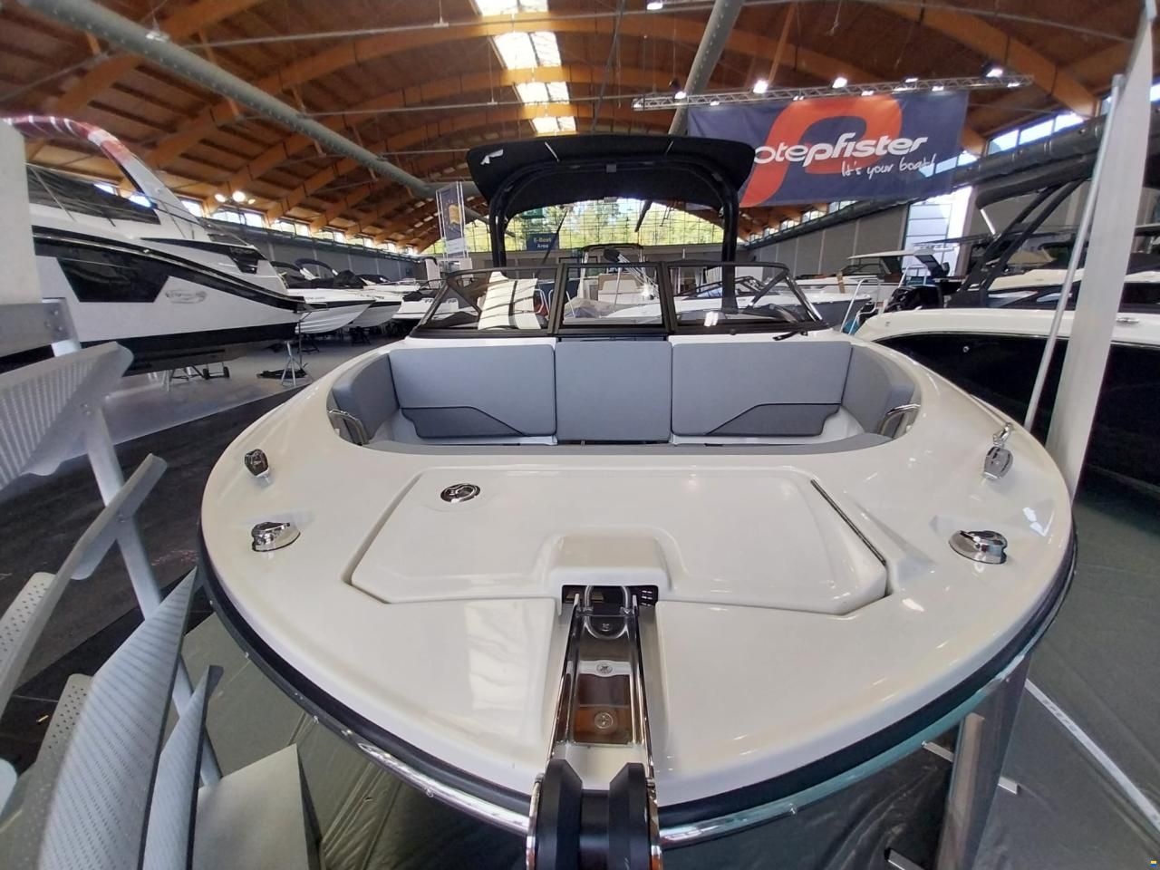 Bayliner V22i
