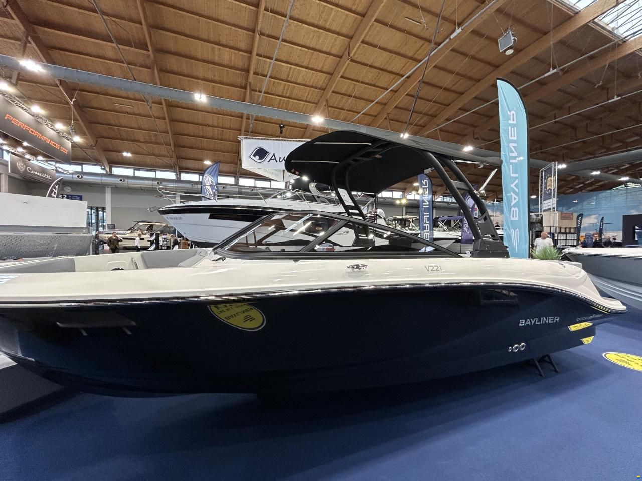 Bayliner V22i