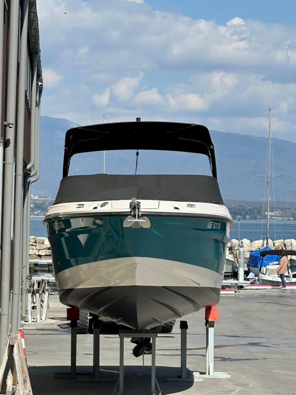 Sea Ray SLX 260 Surf