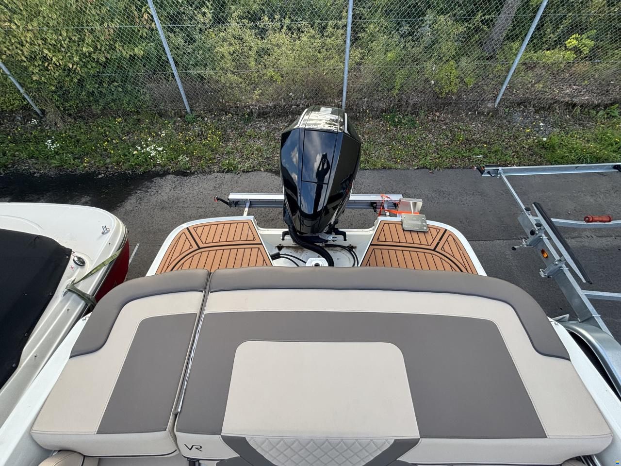 Bayliner VR 6 Cuddy OE