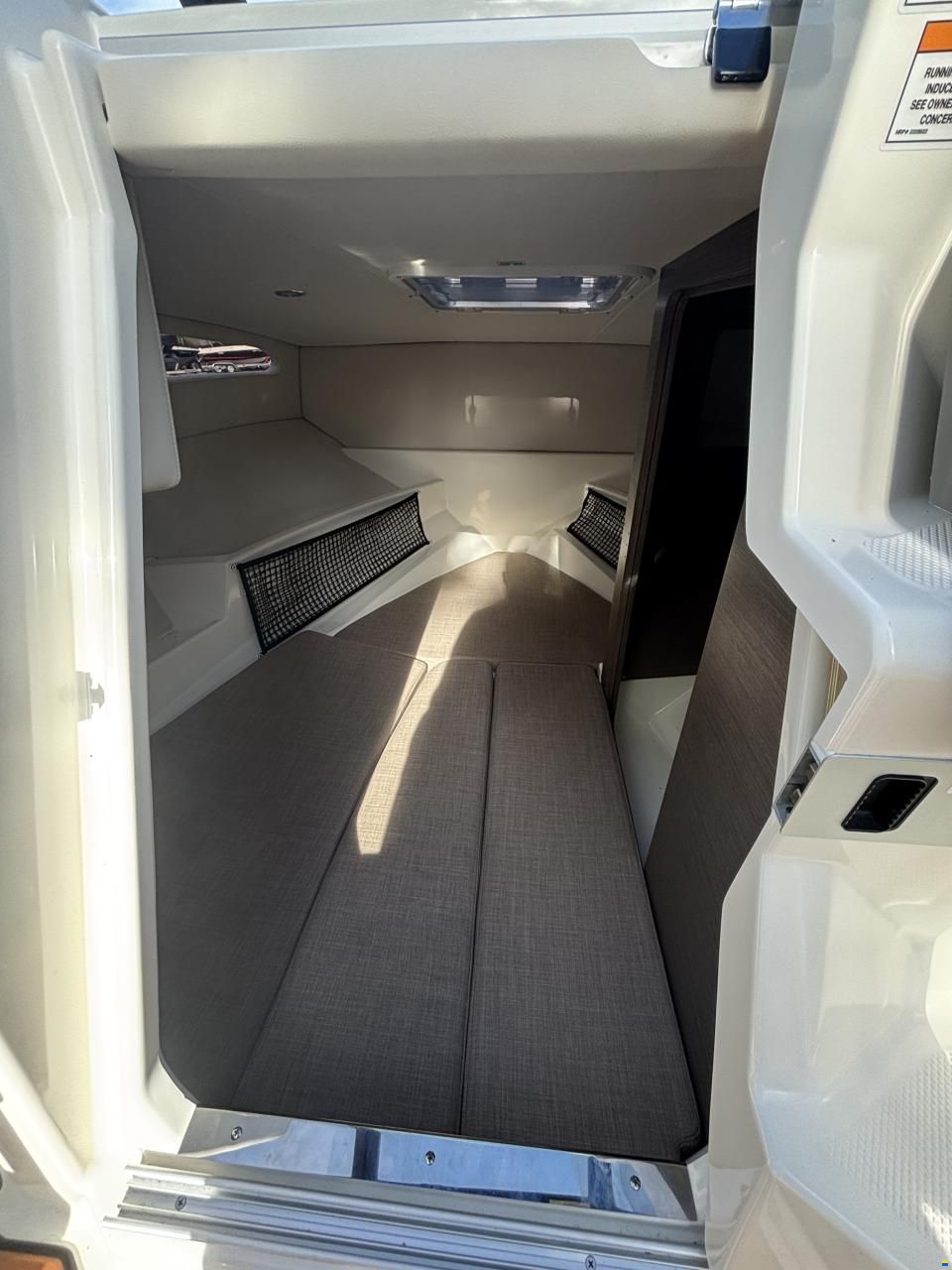 Bayliner VR 6 Cuddy OE
