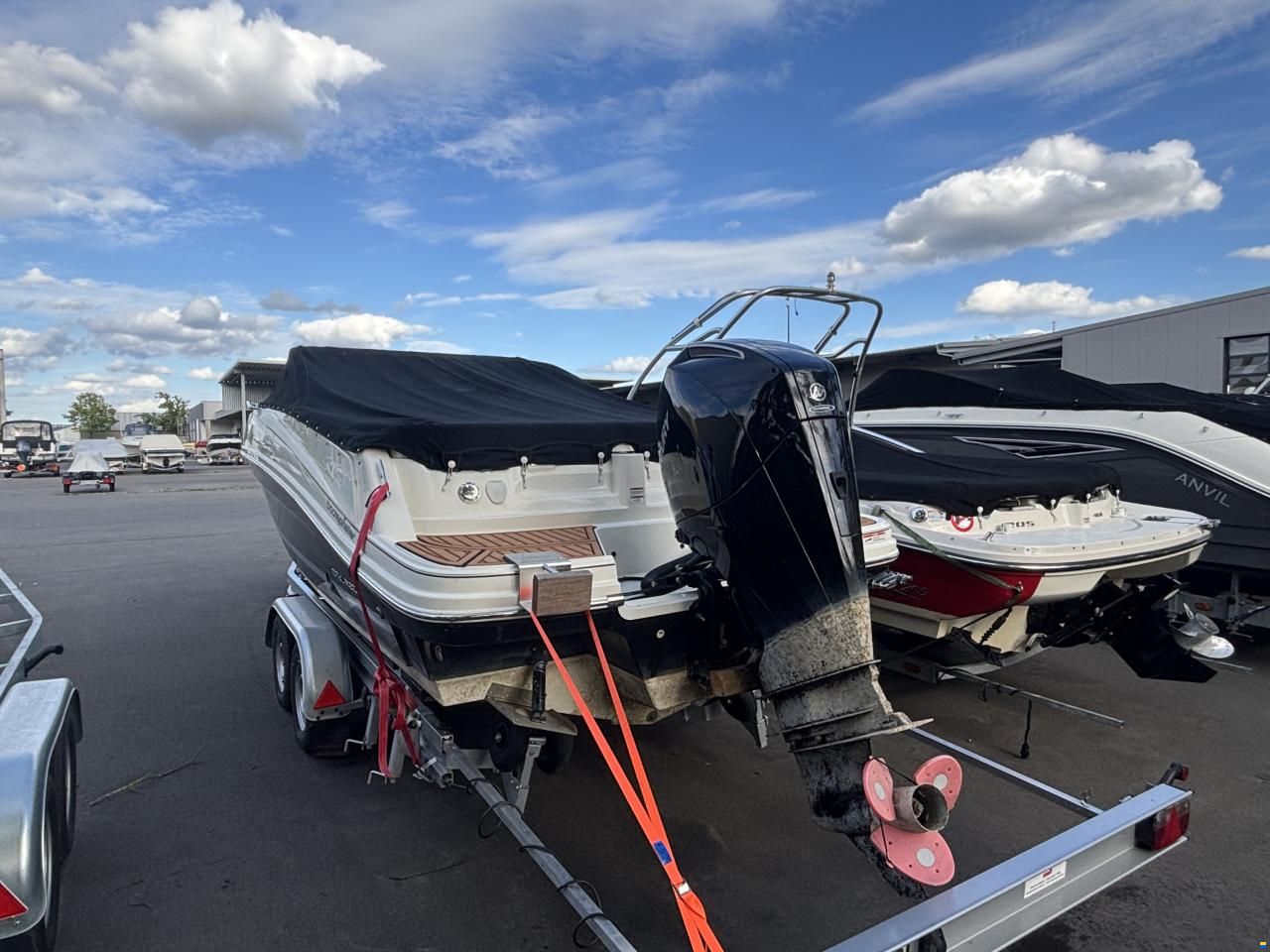 Bayliner VR 6 Cuddy OE