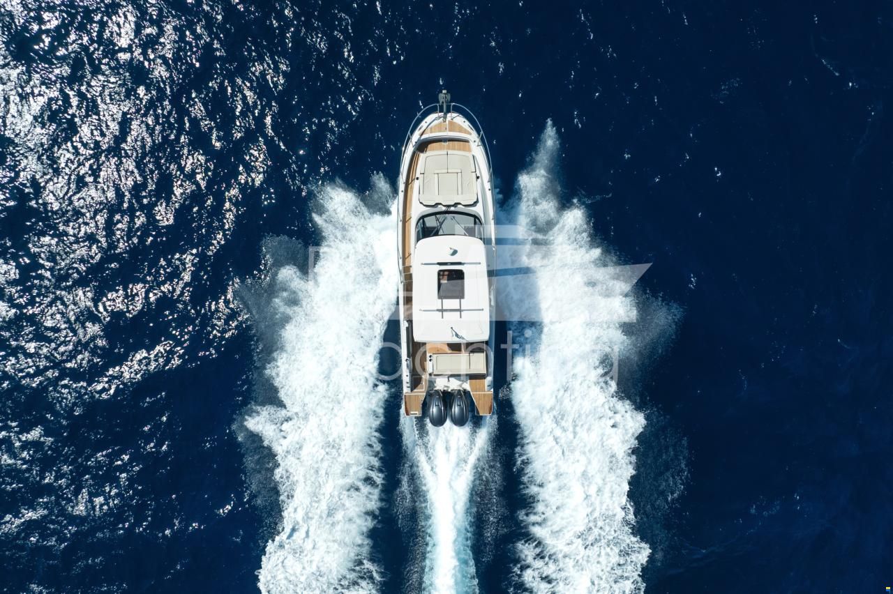 Jeanneau Cap Camarat 10.5 WA II