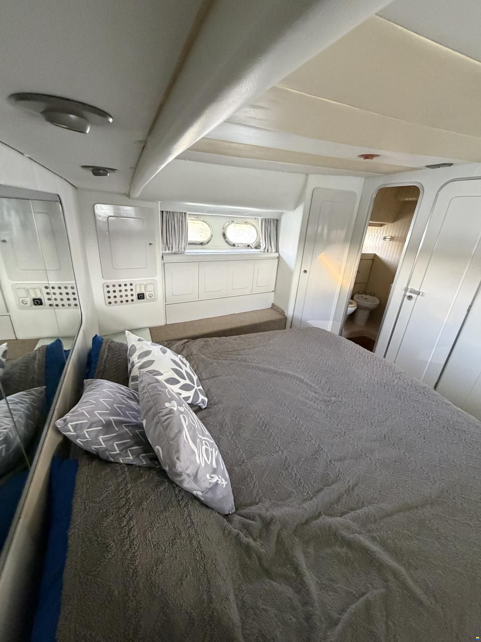 Astondoa A165