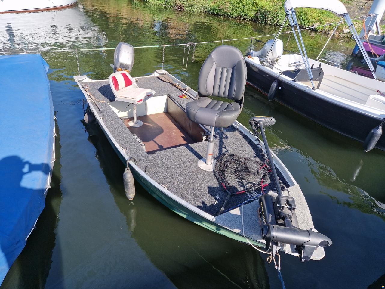 DLX 450 Marina