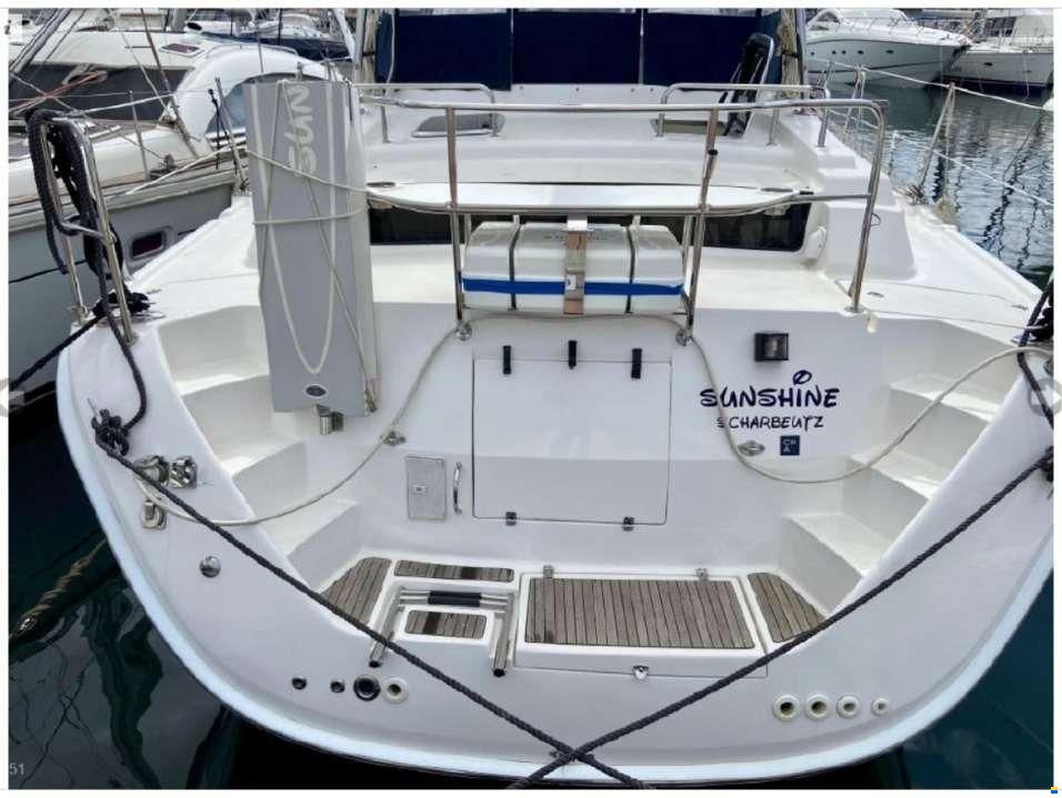 Hunter 50 Centercockpit