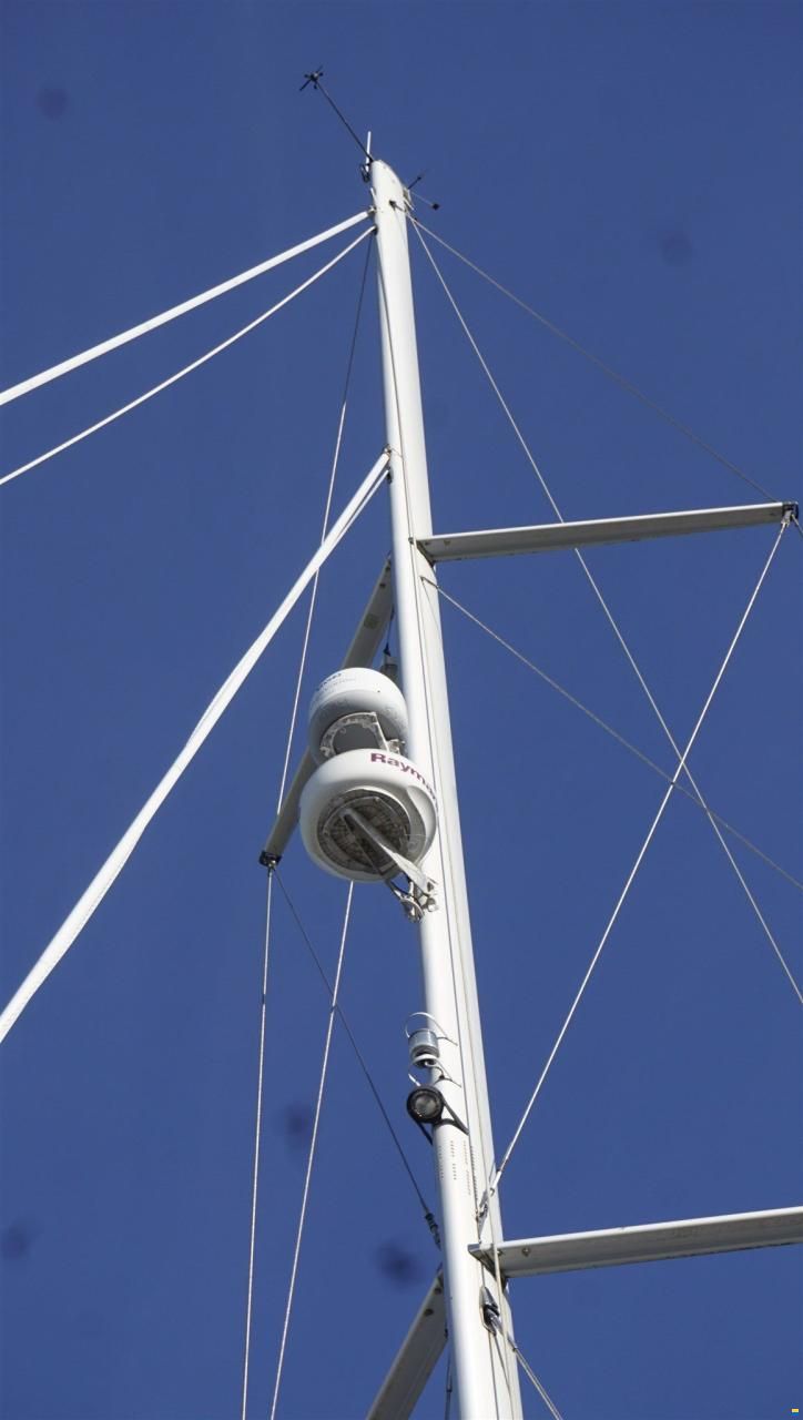 Hunter 50 Centercockpit