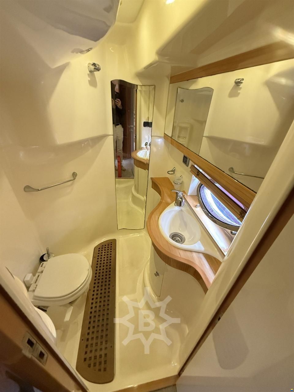 Atlantis 42 HT