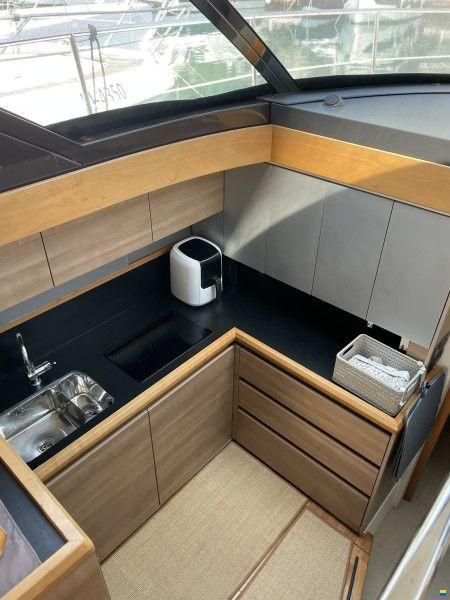 Sealine F42/450