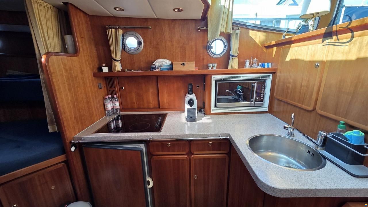 Linssen Dutch Sturdy 380 AC