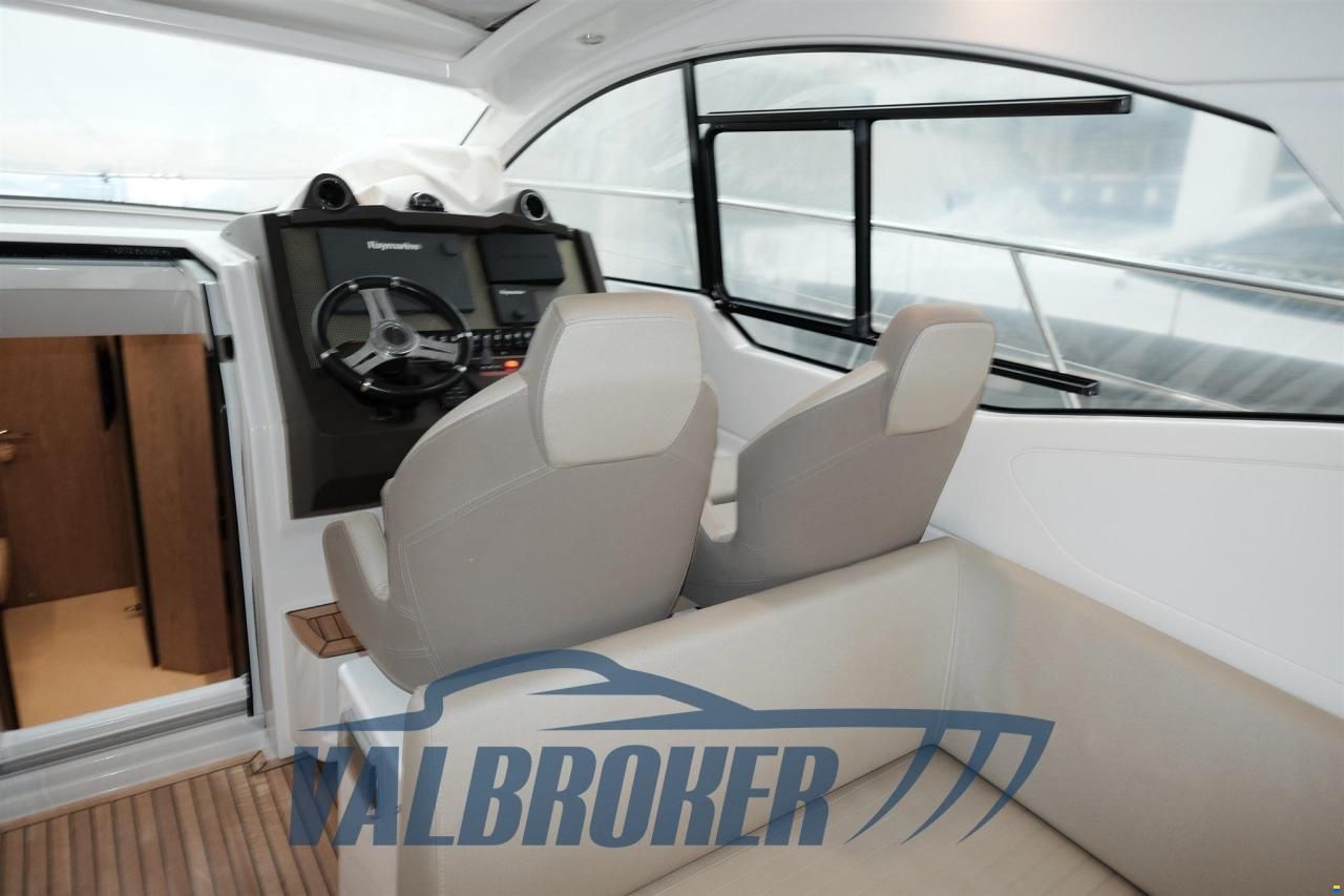 Azimut Atlantis 43