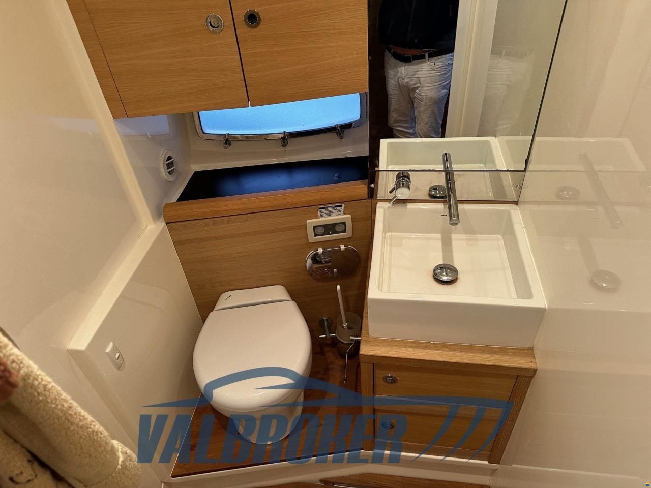 Sealine SC 47