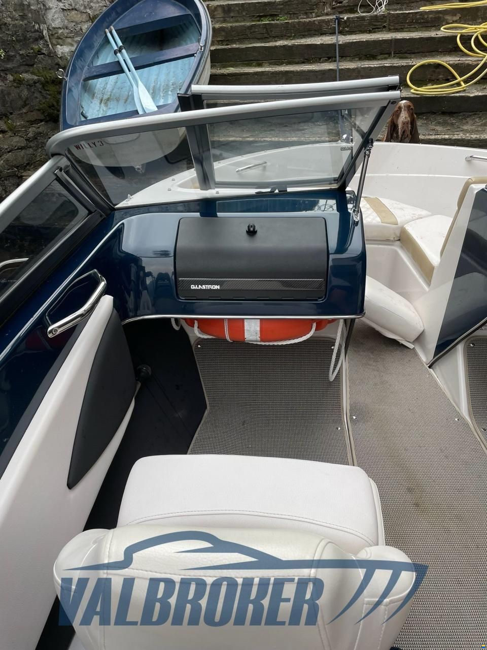 Glastron GT 185
