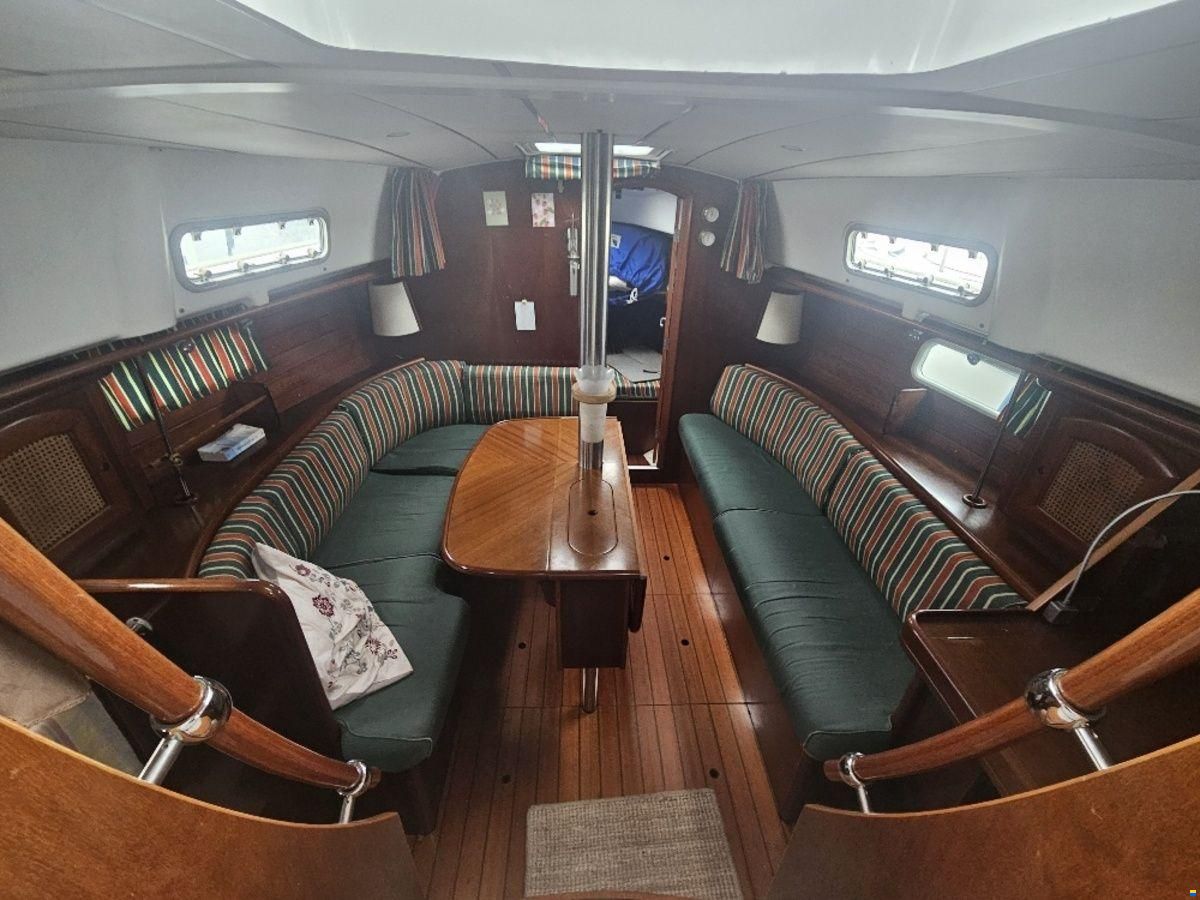 Beneteau Oceanis 36CC