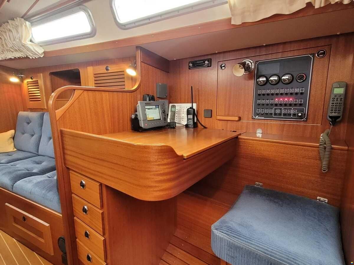 Hallberg-Rassy 31