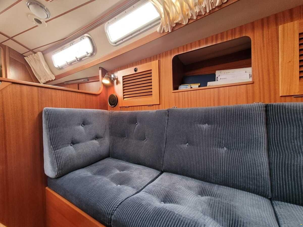 Hallberg-Rassy 31