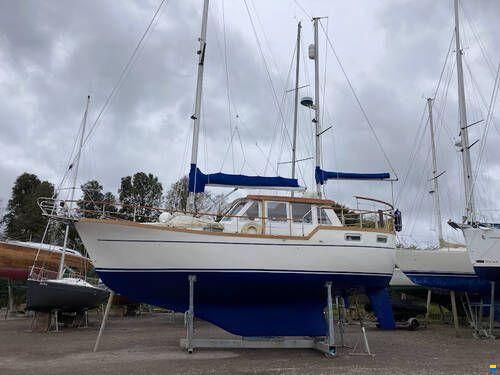 Nauticat 33