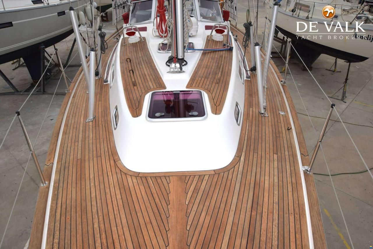 Najad 380