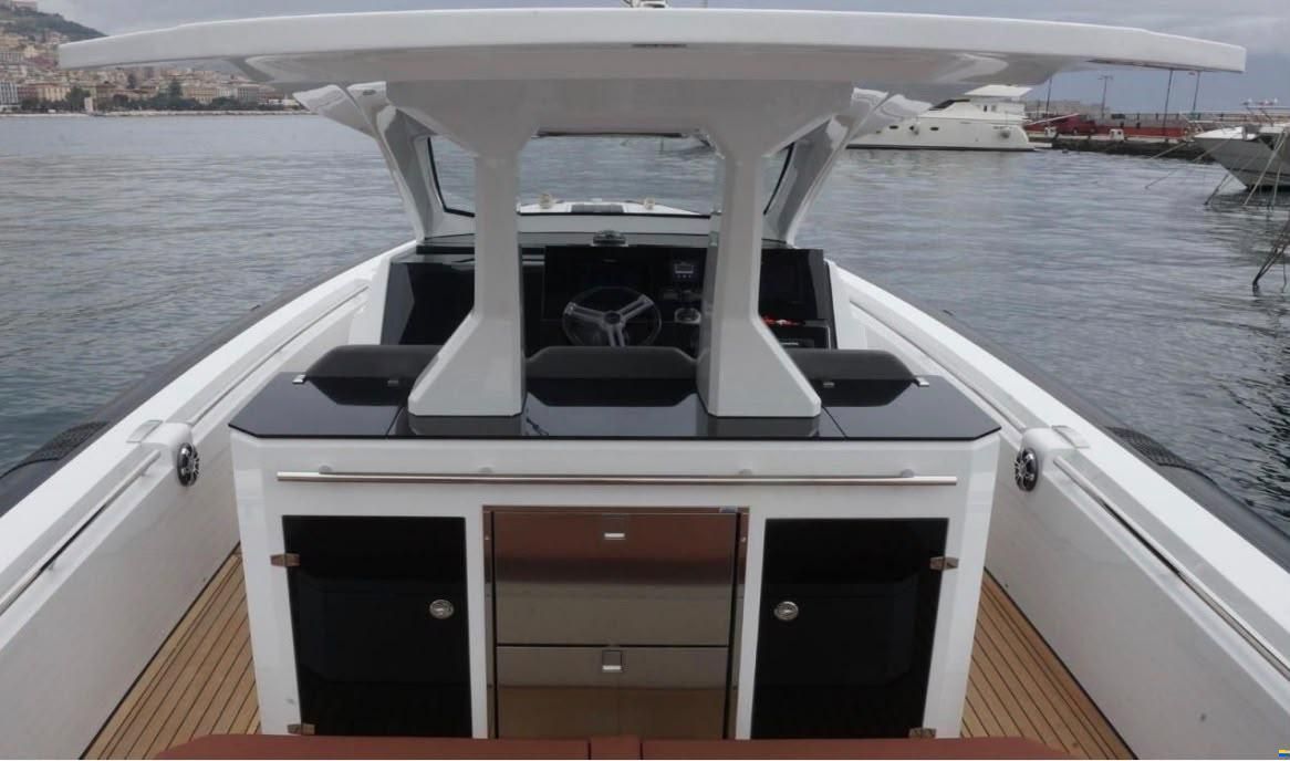 Pirelli 42FB- SPEEDBOAT