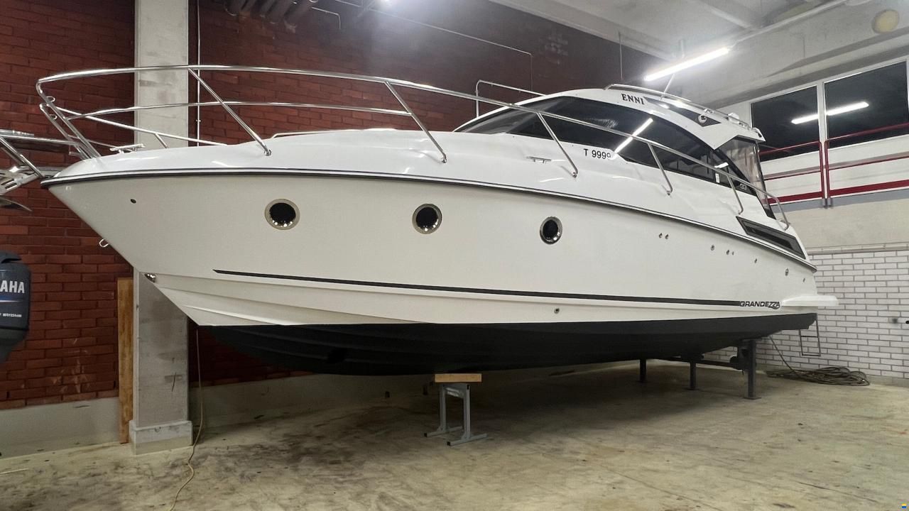 Grandezza 33 OC
