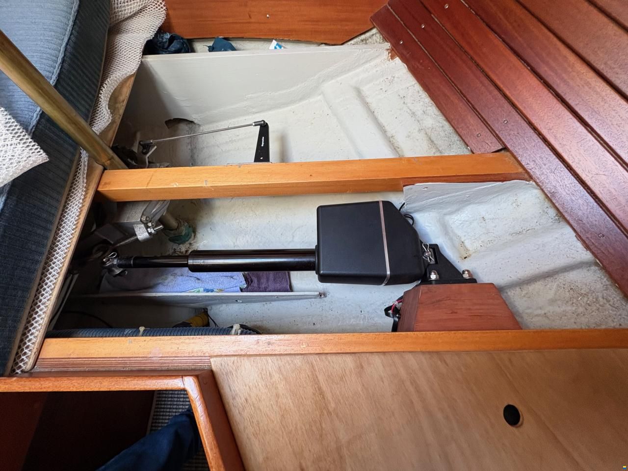 Hallberg-Rassy 352