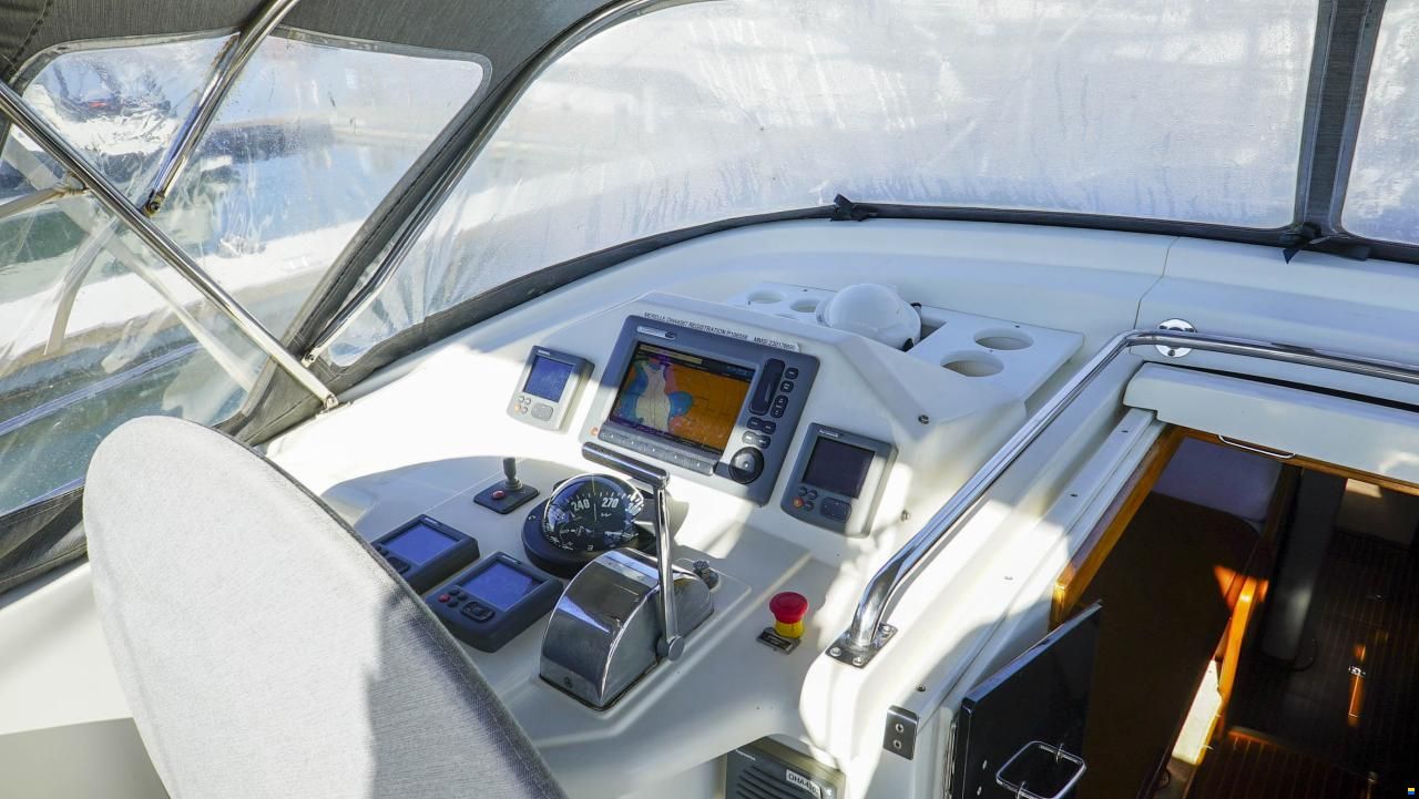 Nauticat 525