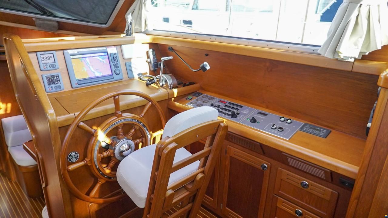 Nauticat 525