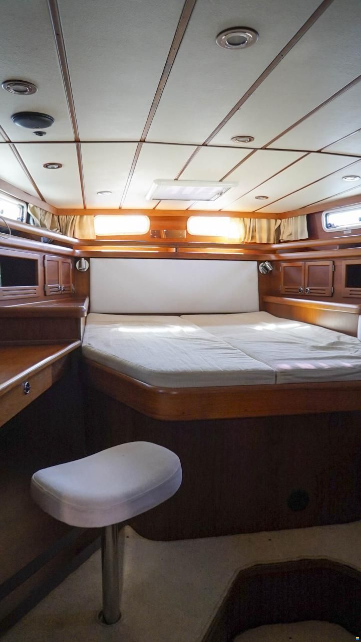 Nauticat 525