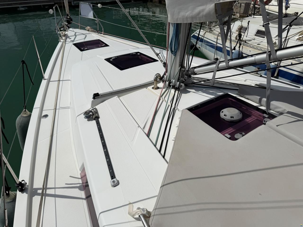 Hanse 385