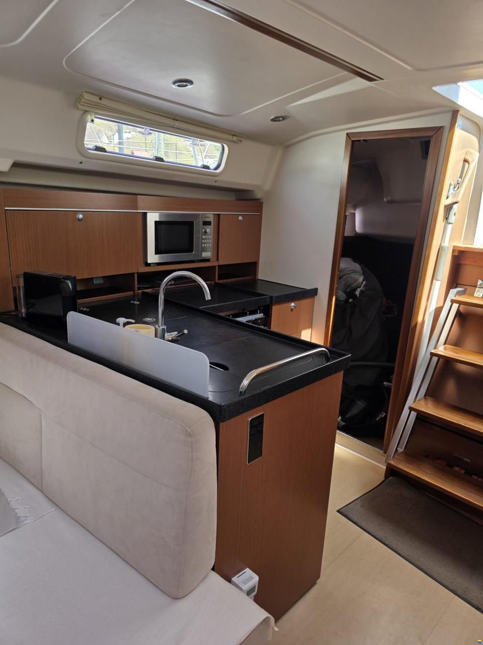 Hanse 385
