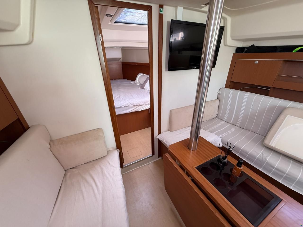 Hanse 385