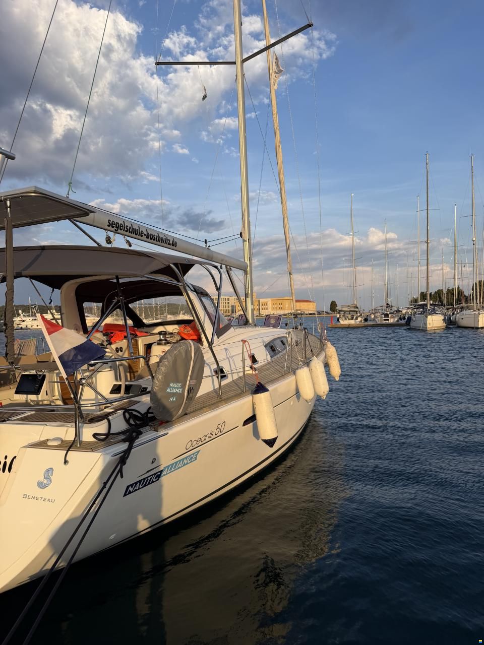 Beneteau Oceanis 50 Family