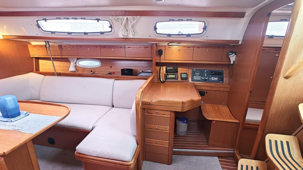 Bavaria 38 Holiday